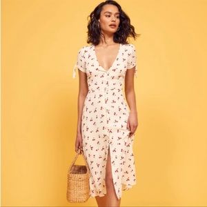 Reformation Rosalinda Dress in Frankie Cherry Print - Size 8